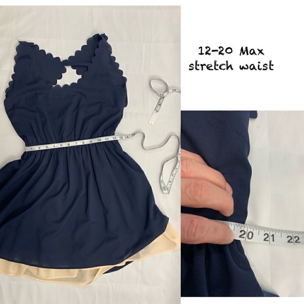 Double zero open back Navy dress - Picture 4 of 10